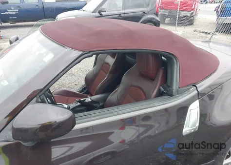 2010 Nissan 370Z Touring z USA, uszkodzony, nr VIN JN1AZ4FHXAM302939